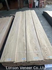 Fabricação de revestimento de madeira de carvalho vermelho OEM, painel AA Grade Espessura 0,5 mm produtos de qualidade