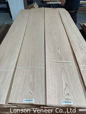 O plano do folheado 245cm da madeira de carvalho ISO9001 vermelho cortou a densidade média da umidade de 12%
