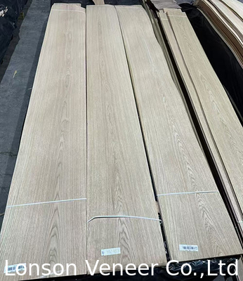 Montanha Grain Cut Branco Carvalho Madeira Veneer 0.5mm Painel AA Grade Móveis, Porta